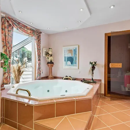 Lovely In With Sauna *