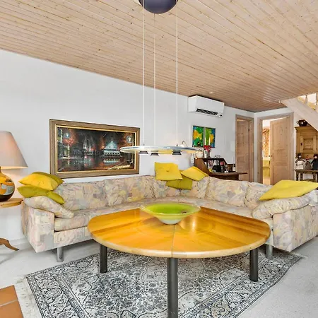 Lovely In With Sauna Holiday home