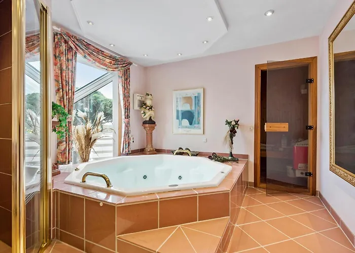 Lovely In With Sauna *